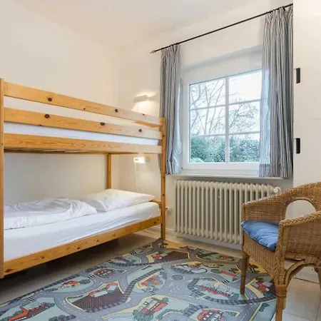 Haushaelfte 7 Strandpirat Id 023 *